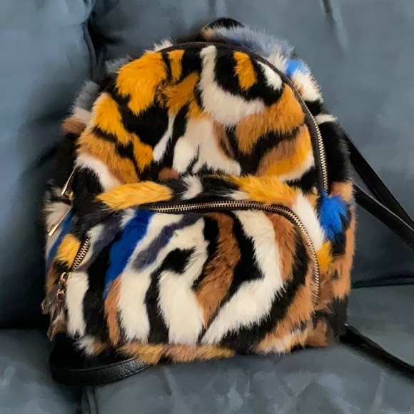 Do Everything In Love Furry Mini Backback - Picture 1 of 4